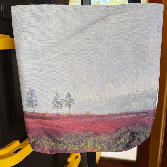 NWOT Unbranded Scenic Landscape Tote Bag - Picture 3 of 4